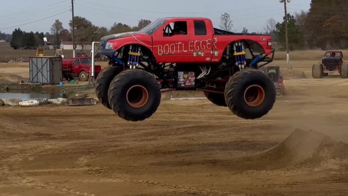 Monster Trucks Show of the Week – BGMSportsTrax